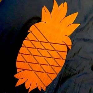 Pineapple wood carving decor